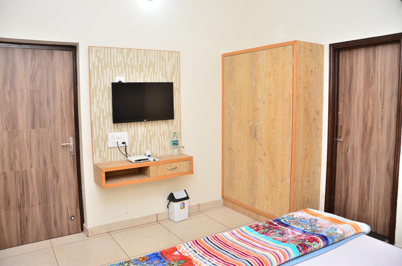 Heaven Blu Hotel & Resort Amritsar Exterior photo
