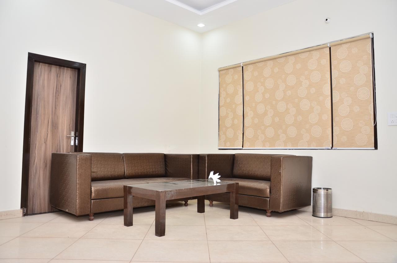 Heaven Blu Hotel & Resort Amritsar Exterior photo